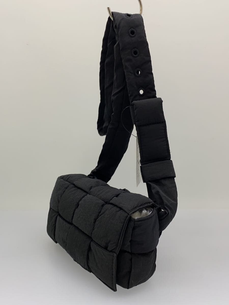 BOTTEGA VENETA Shoulder Bag -- BLK 2