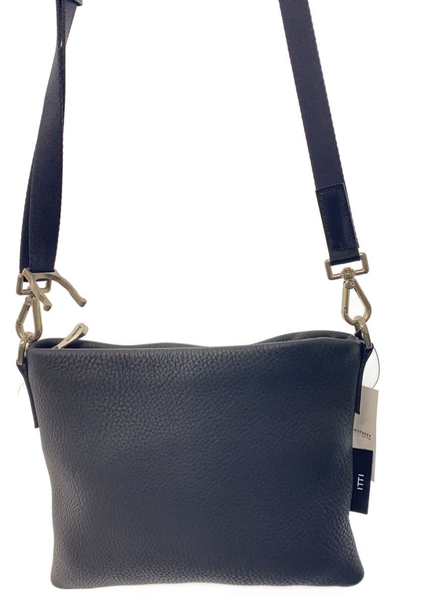 ITTI Shoulder Bag Leather BLK Solid
