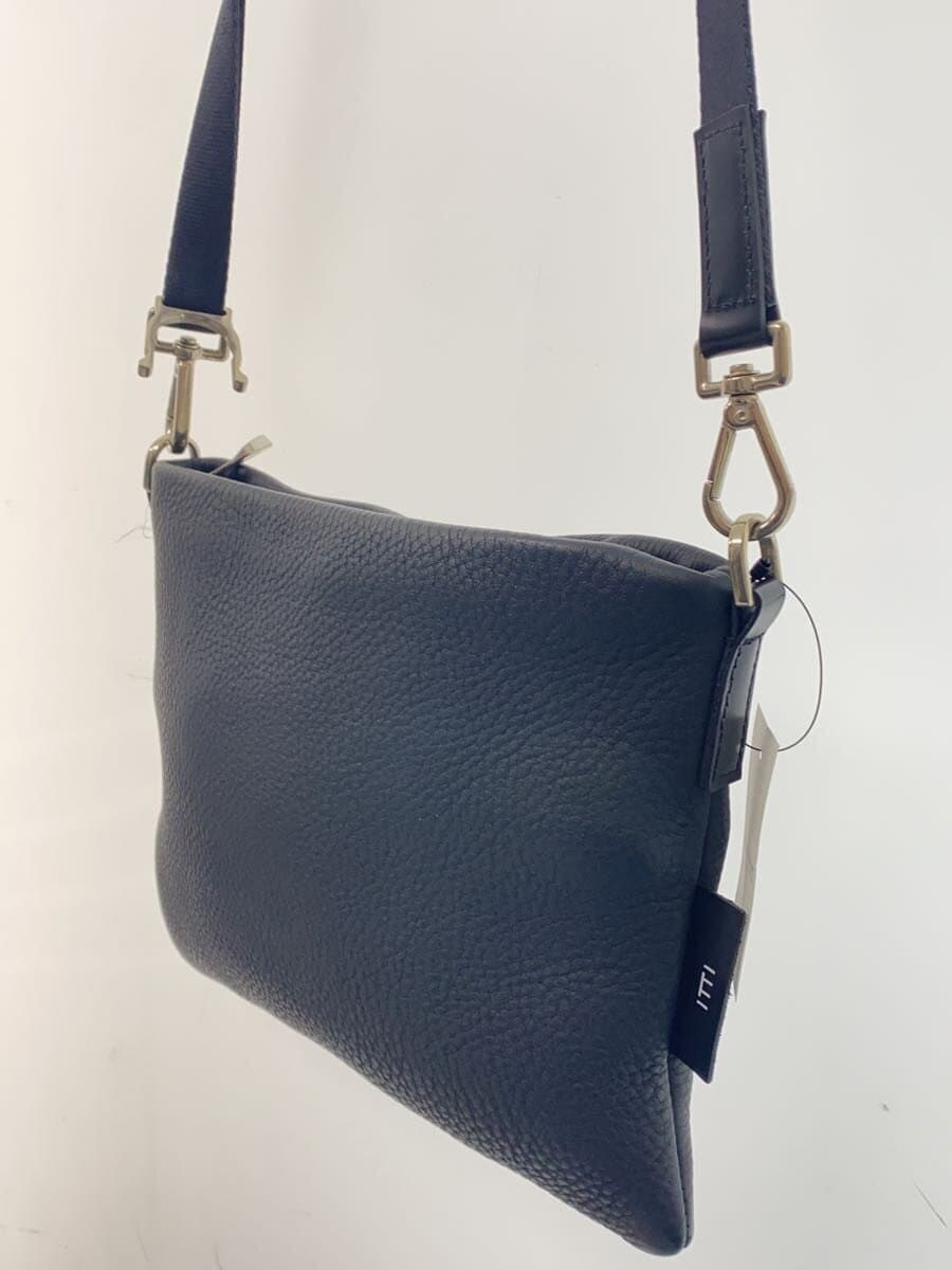 ITTI Shoulder Bag Leather BLK Solid 2
