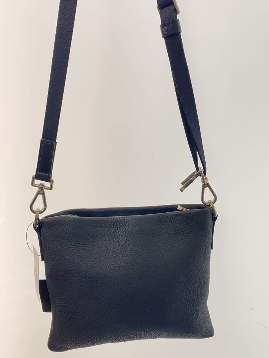 ITTI Shoulder Bag Leather BLK Solid 3