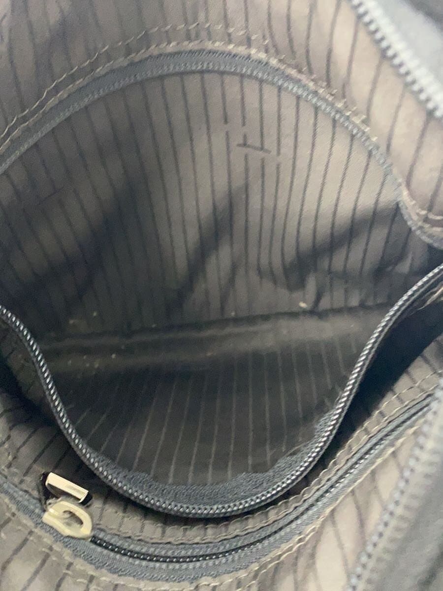 ITTI Shoulder Bag Leather BLK Solid 5