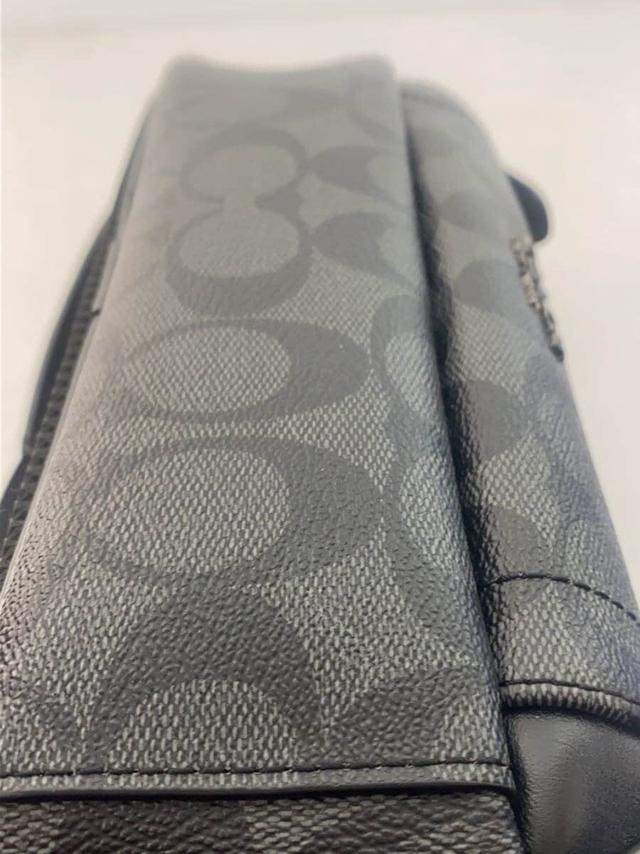 COACH Graham Utility _Signature_Black PVC BLK All Over Pattern 4