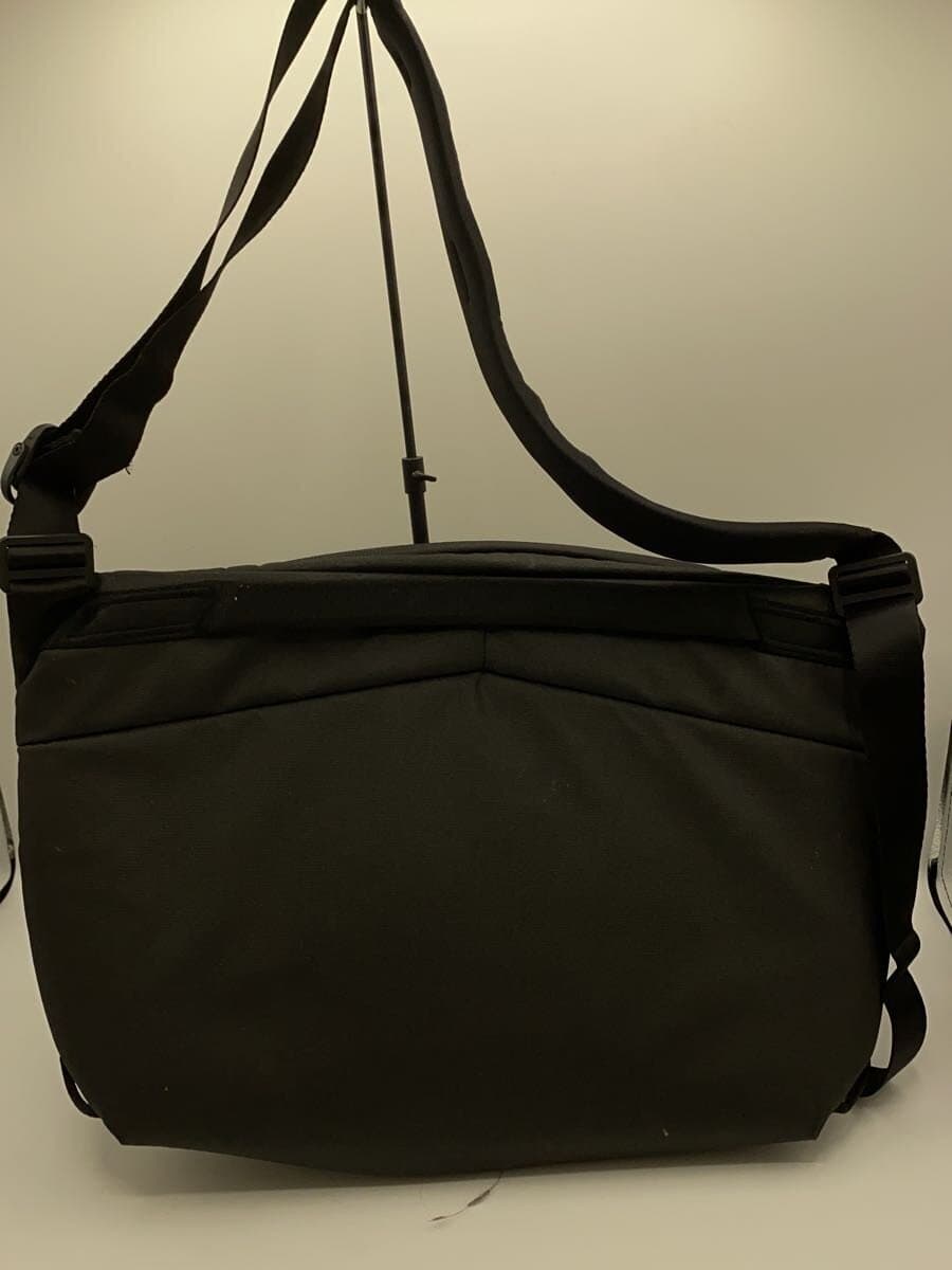 Peak Design Shoulder Bag -- BLK 3