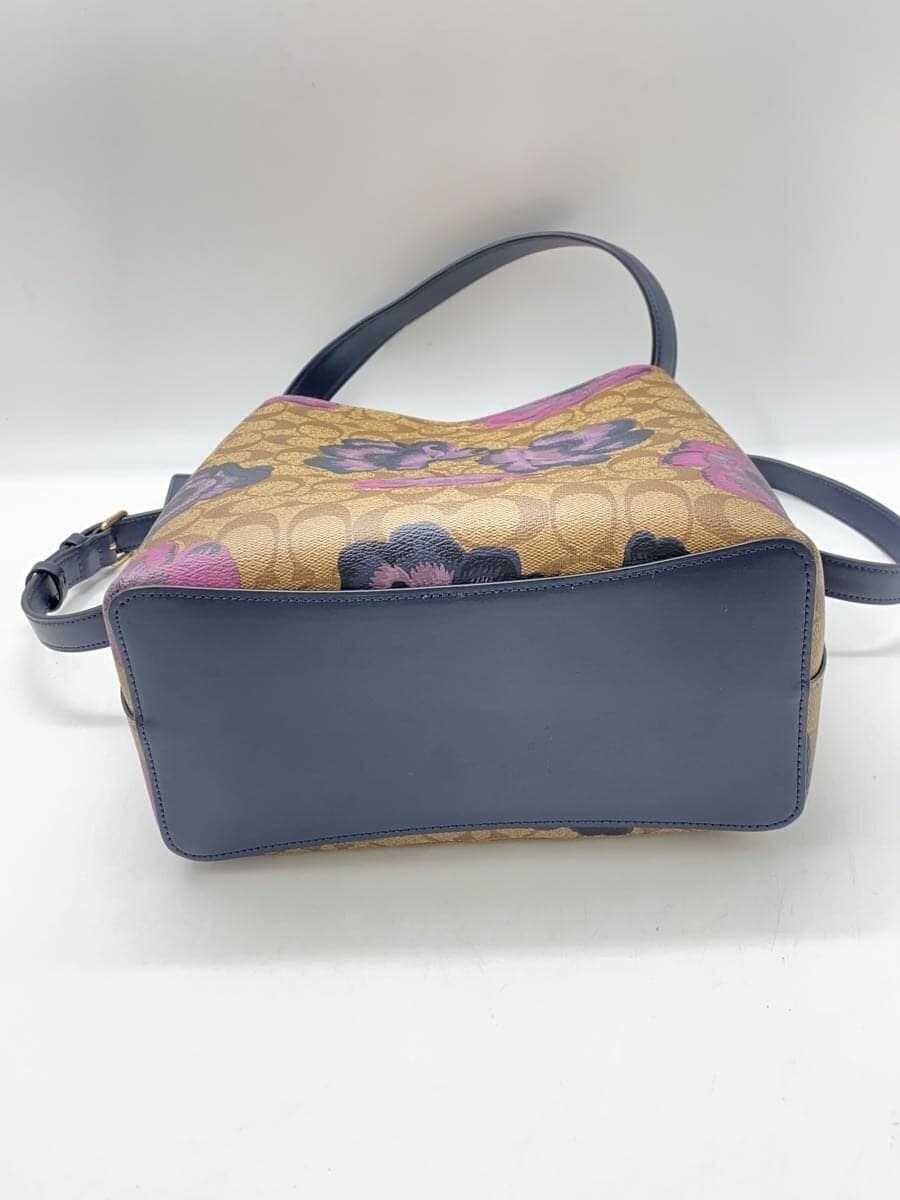 COACH Shoulder Bag Leather 4