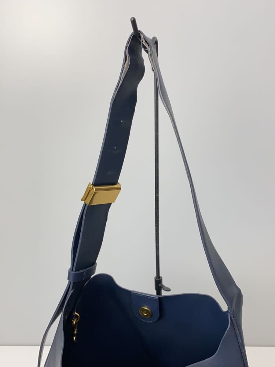 CHARLES&KEITH Tote Bag NVY Solid 40270737 7