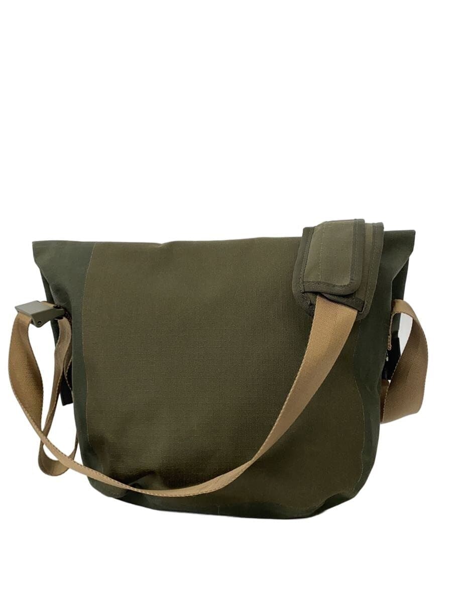 F CE Shoulder Bag 3