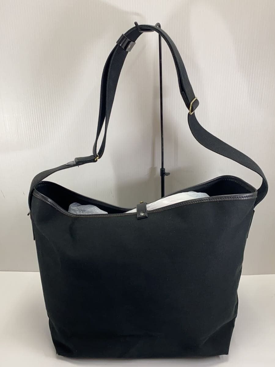 BRADY Shoulder Bag BLK 3