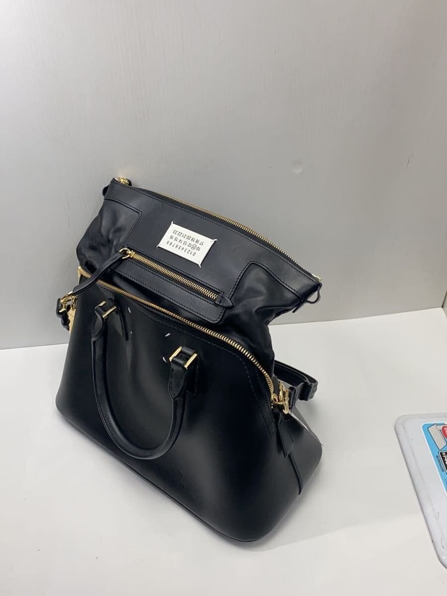 Maison Margiela Shoulder Bag Leather BLK Solid S56WG0093 2