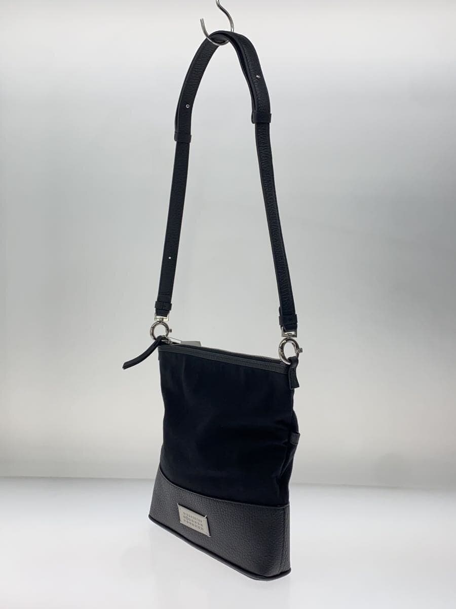 Maison Margiela5AC Hobo Small Bag Canvas BLK SB1WG0042 P4348 2