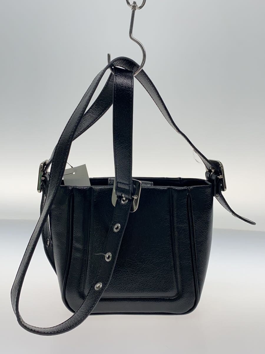 CHARLES&KEITH Shoulder Bag -- BLK Petra Boxy Bucket Bag 3