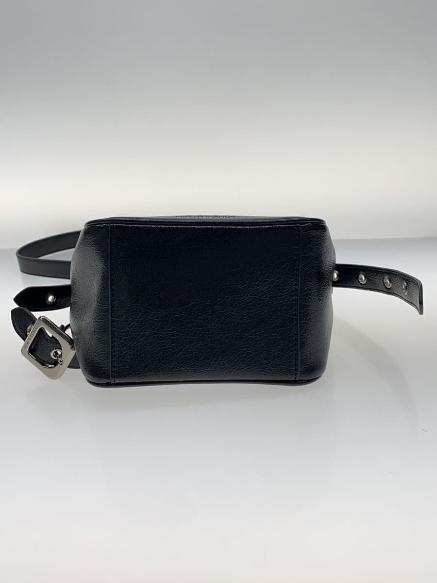 CHARLES&KEITH Shoulder Bag -- BLK Petra Boxy Bucket Bag 4