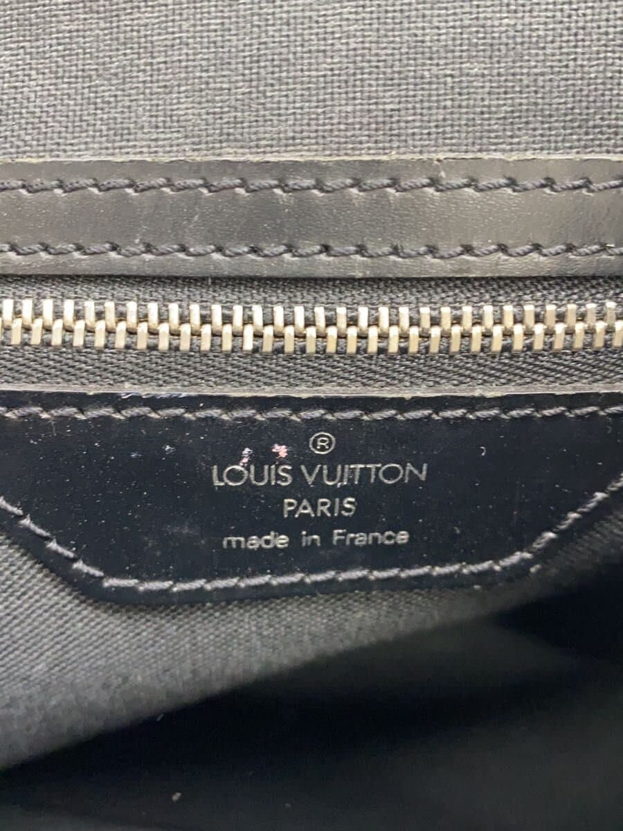 LOUIS VUITTON Yaranga _Taiga Leather BLK 5