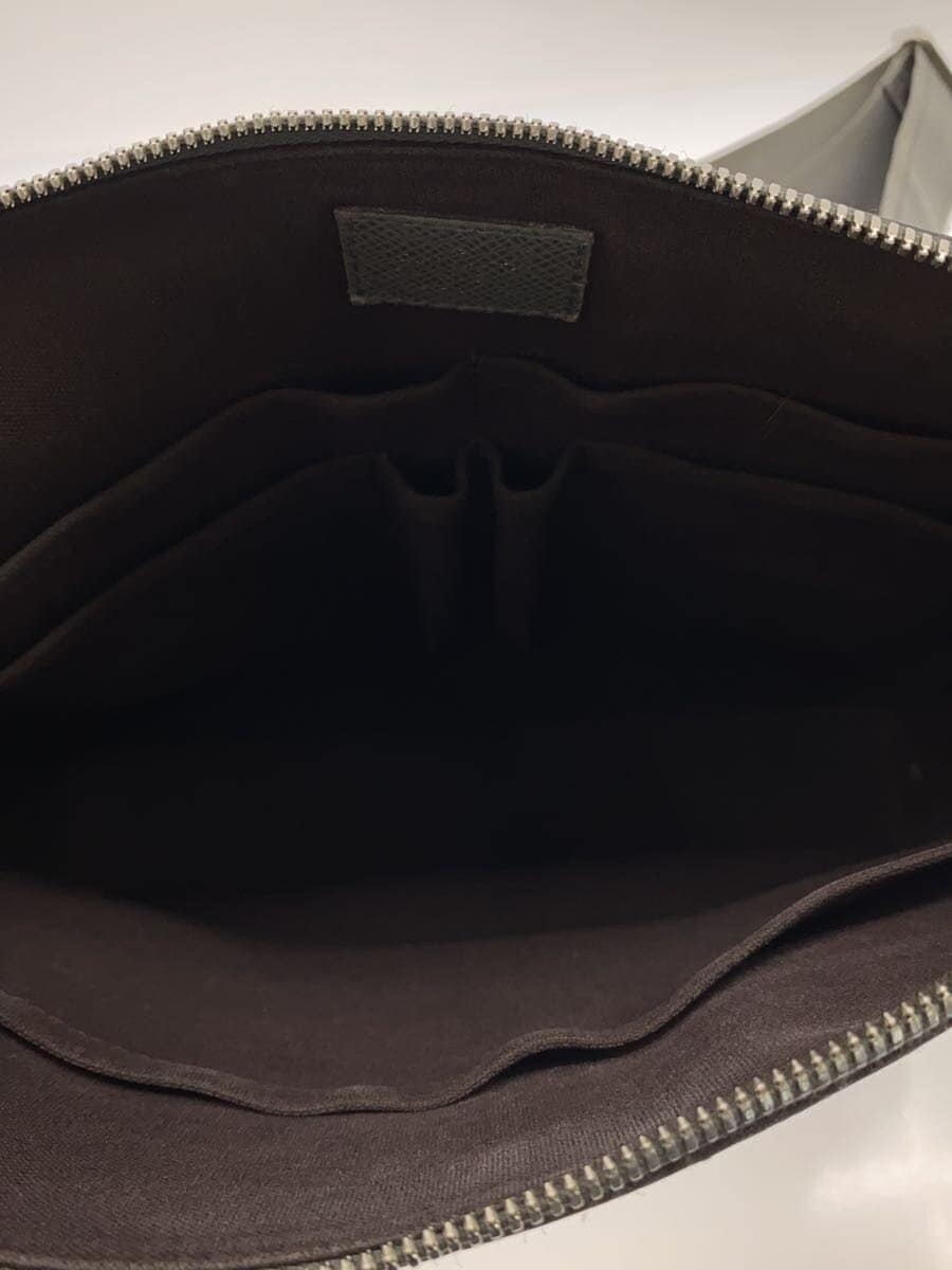 LOUIS VUITTON Grigori Messenger PM_Taiga Leather GRY 6