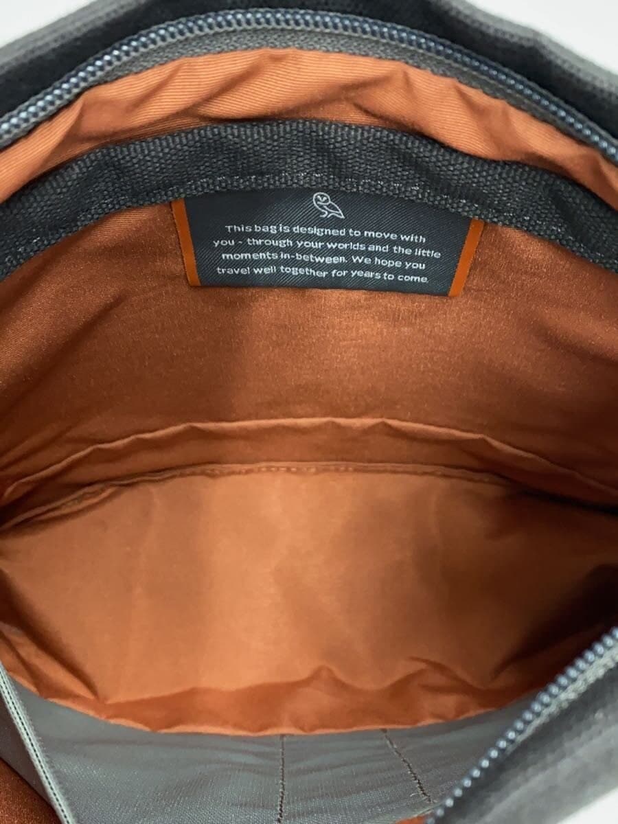 bellroy Second Bag Canvas BLK 6