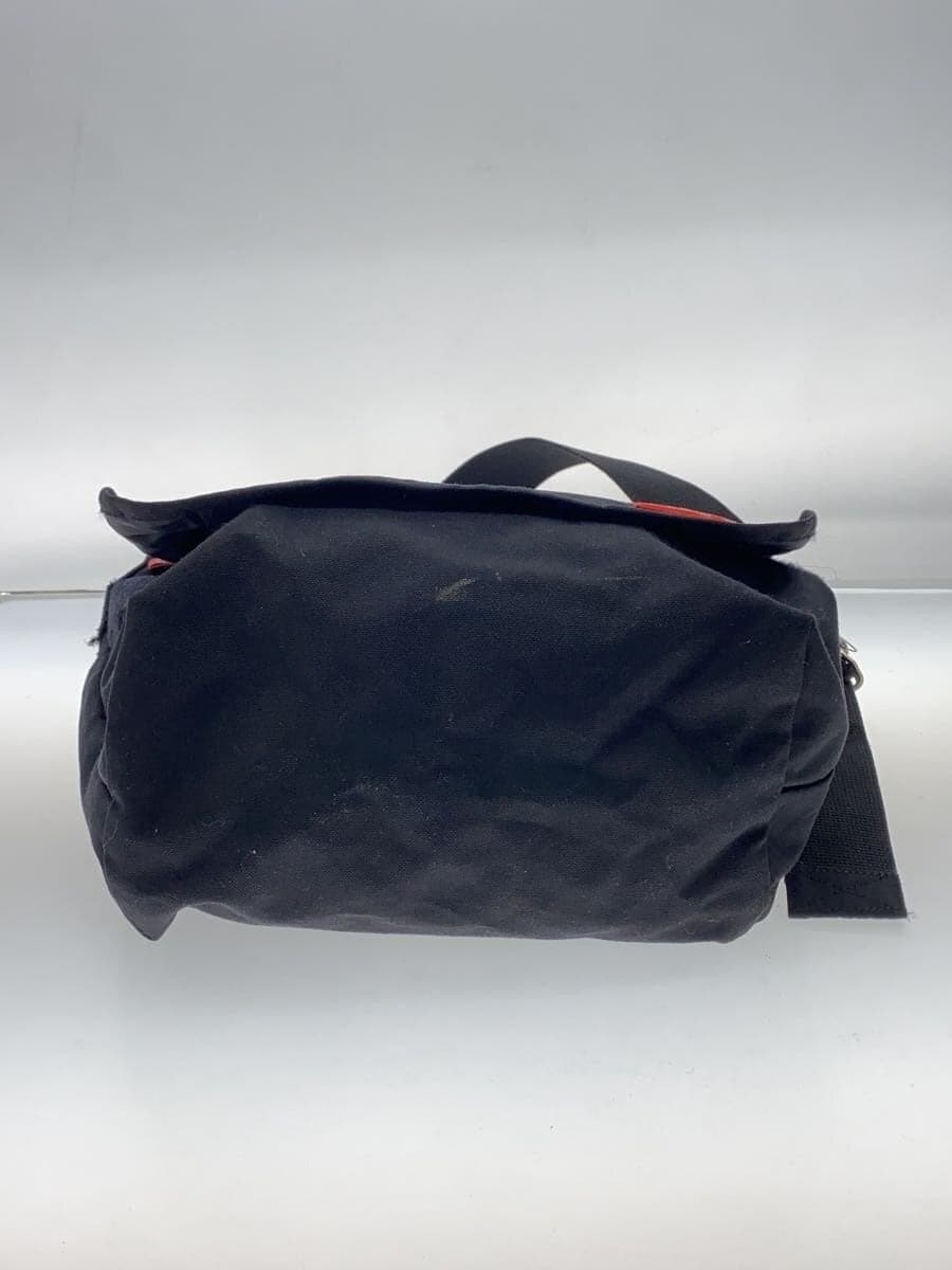 Manhattan Portage Shoulder Bag BLK Solid 4