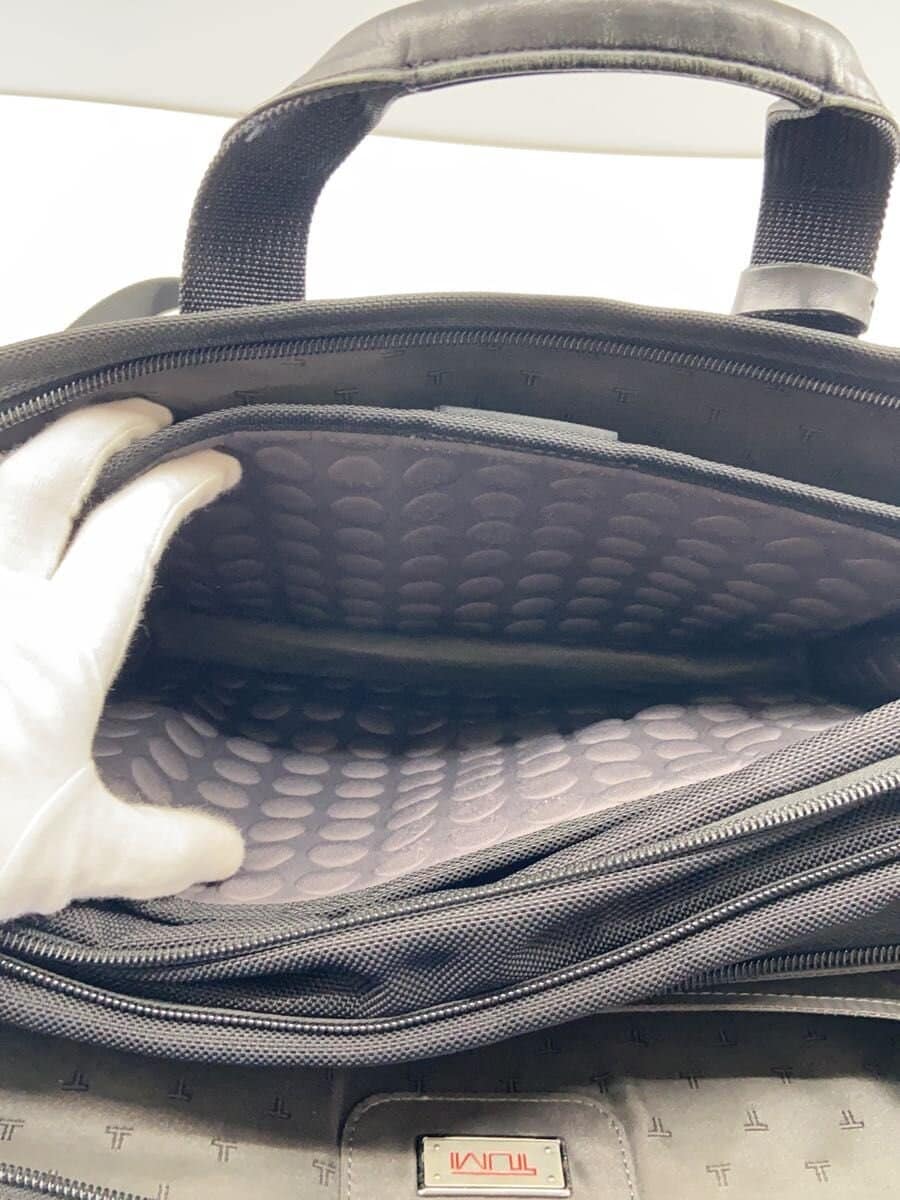TUMI briefcase -- Black Black Solid 7