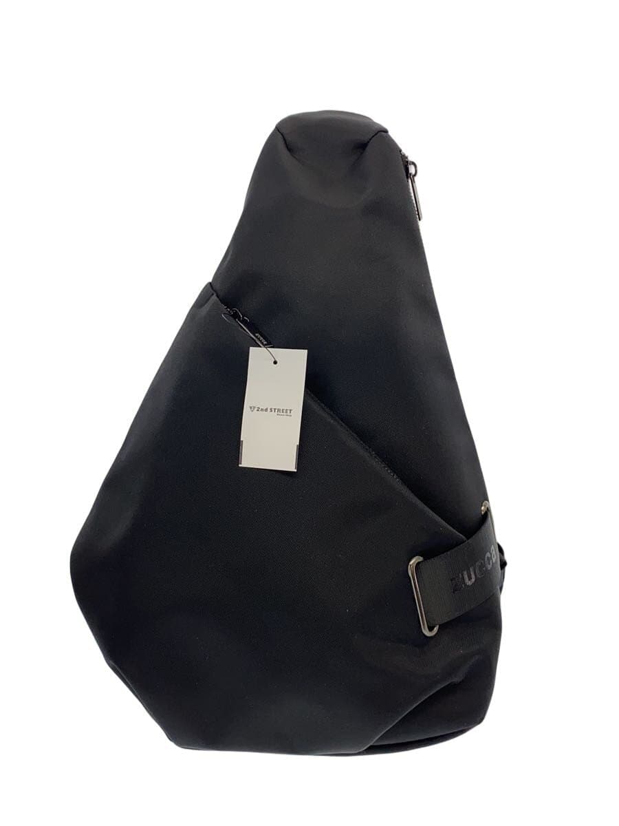 ZUC Ca Shoulder Bag BLK Solid