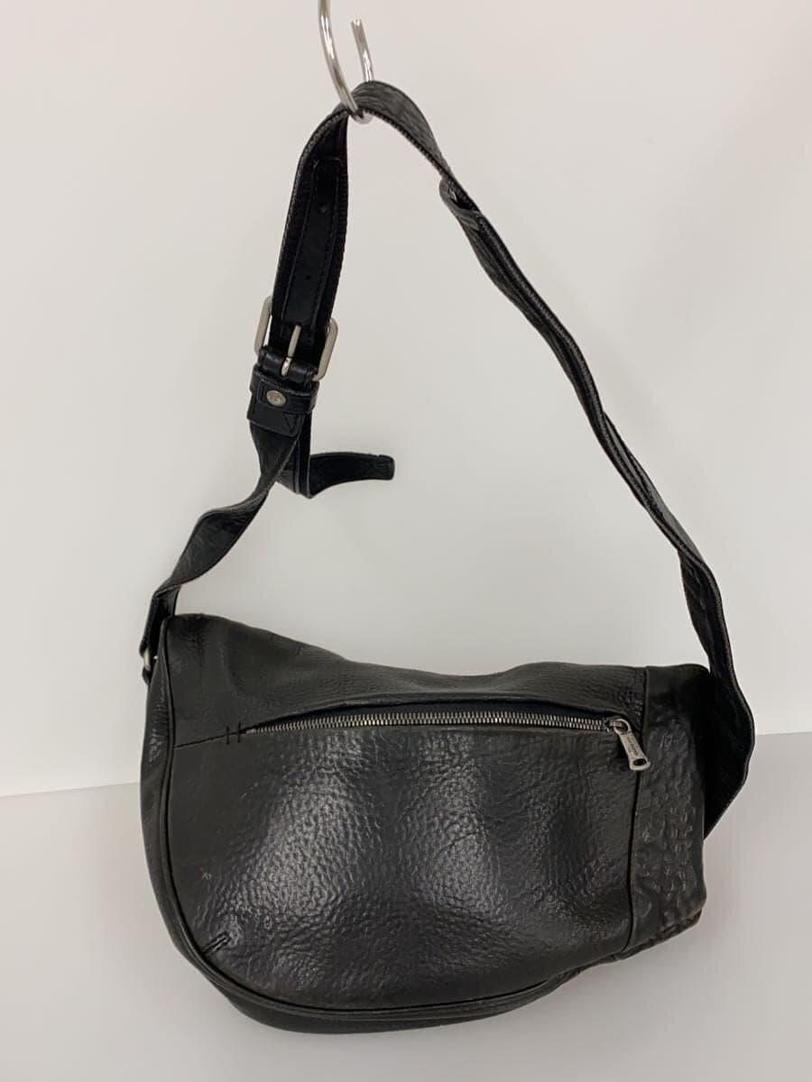 L.E.D.BITES Shoulder Bag Leather BLK Solid 3