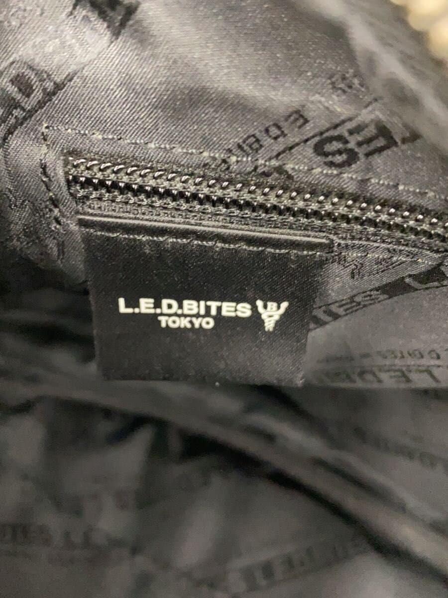 L.E.D.BITES Shoulder Bag Leather BLK Solid 5