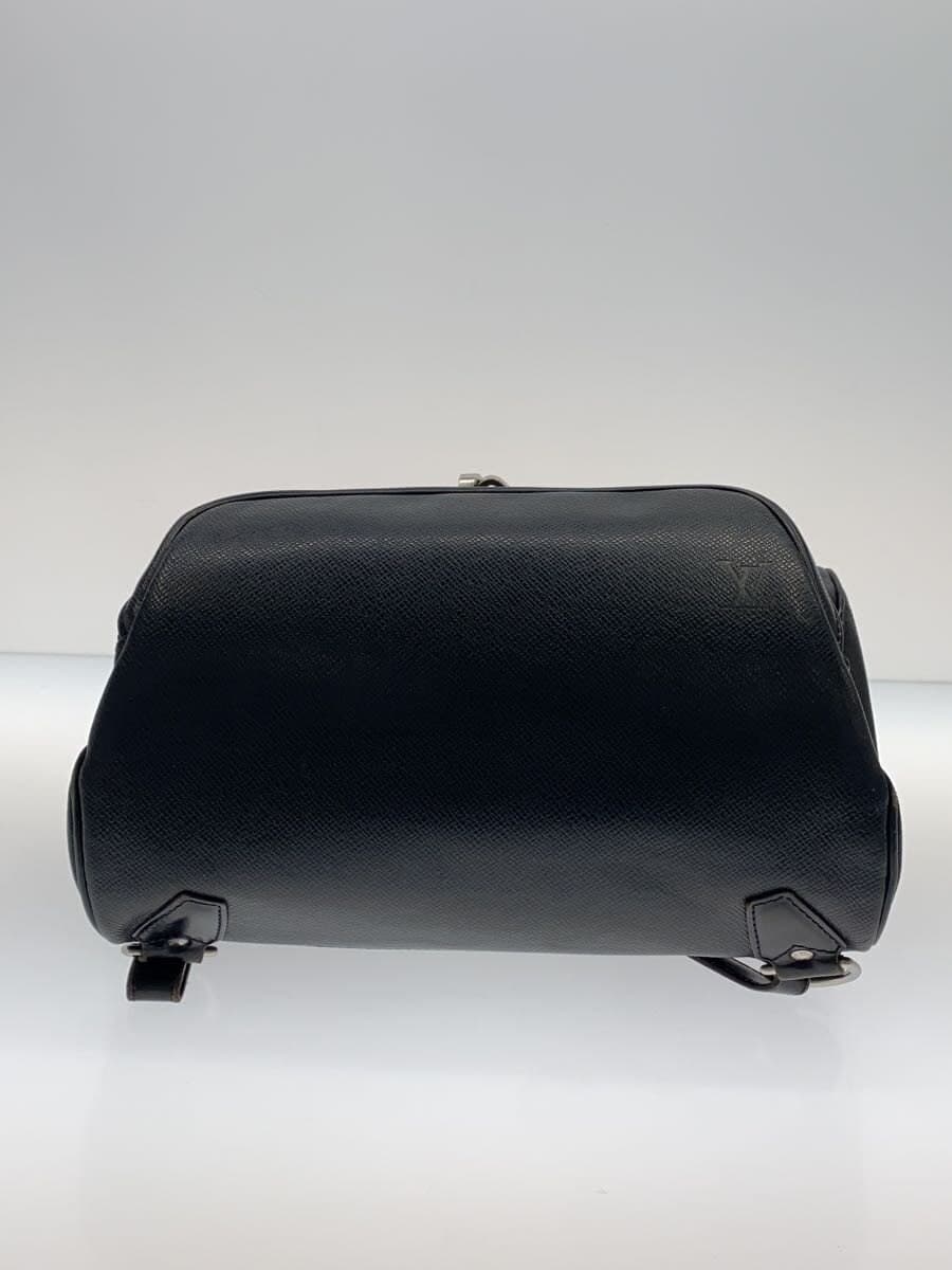 LOUIS VUITTON Cashier _Taiga Leather BLK 4