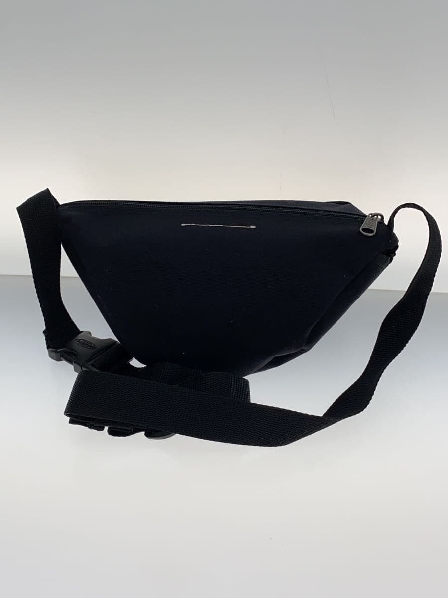 MM6 x EASTPAK Waist Bag BLK 3