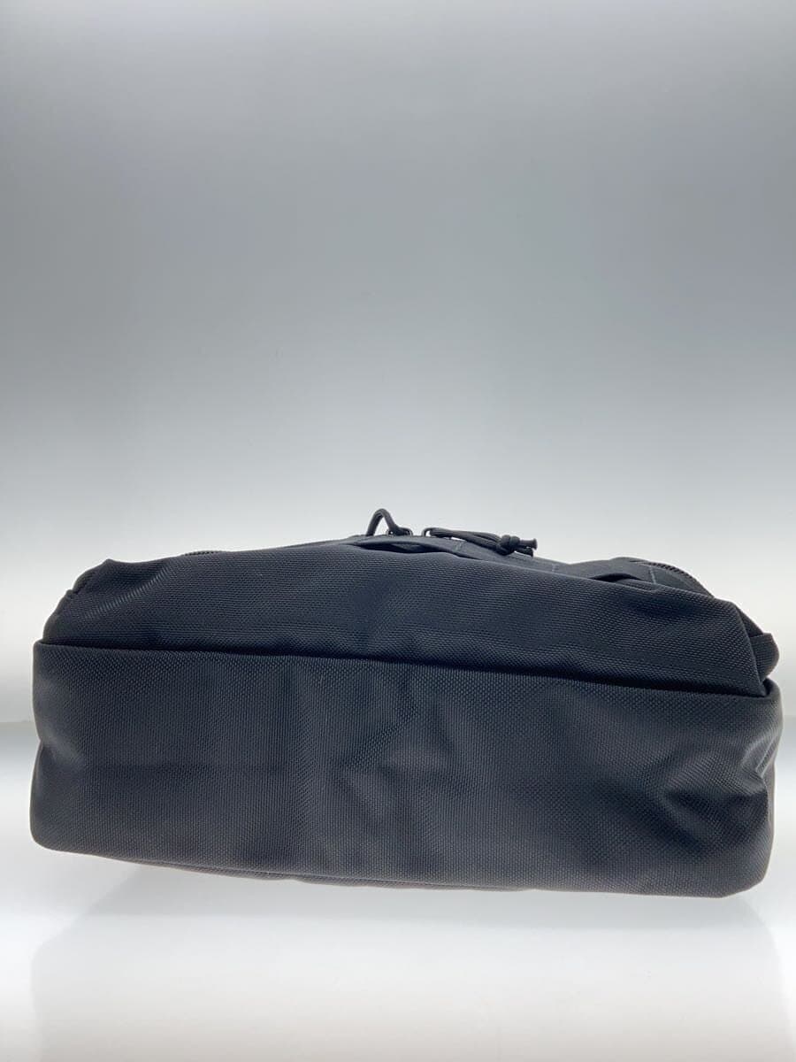 BRIEFINGDELTA SLASHER M SQD Shoulder Bag Black 4