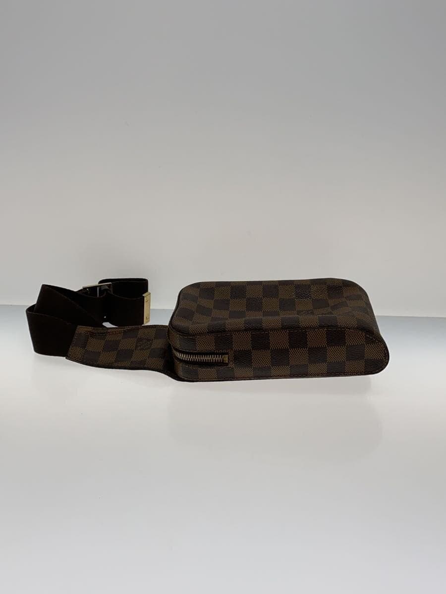 LOUIS VUITTON Geronimos_Damier Ebene PVC BRW All Over Pattern 4