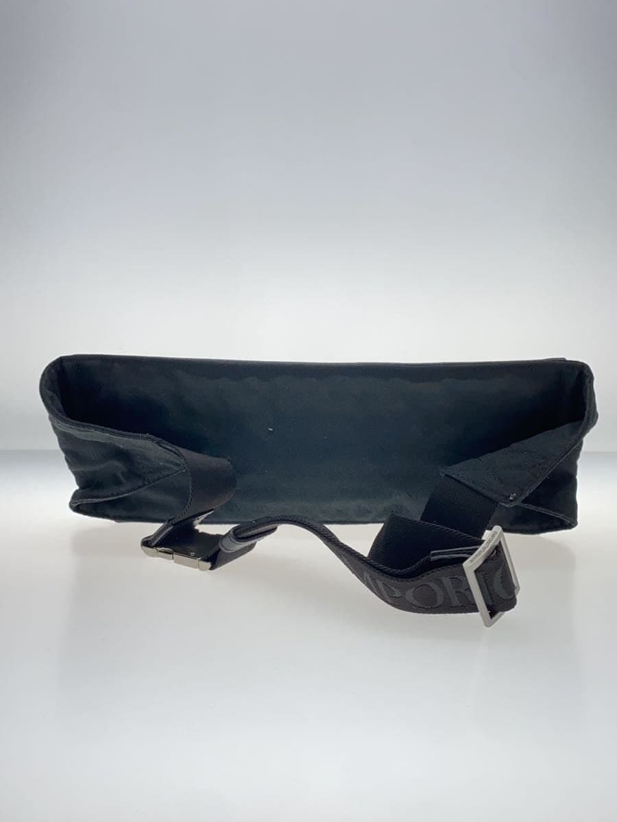 EMPORIO ARMANI Shoulder Bag -- BLK Solid Color 3