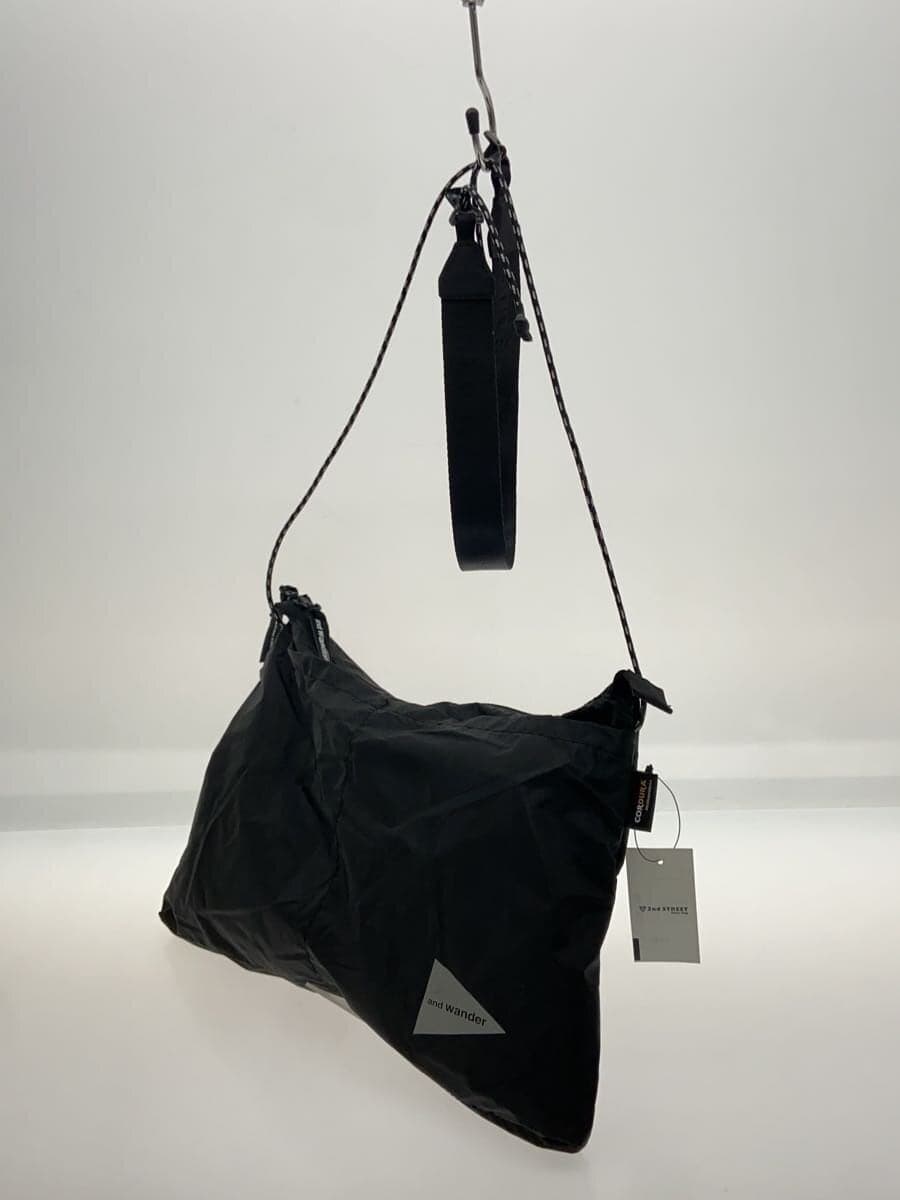 and wander shoulder bag nylon BLK plain 2