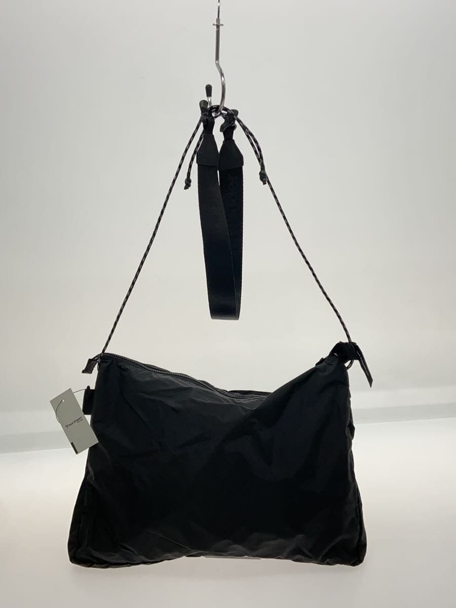 and wander shoulder bag nylon BLK plain 3