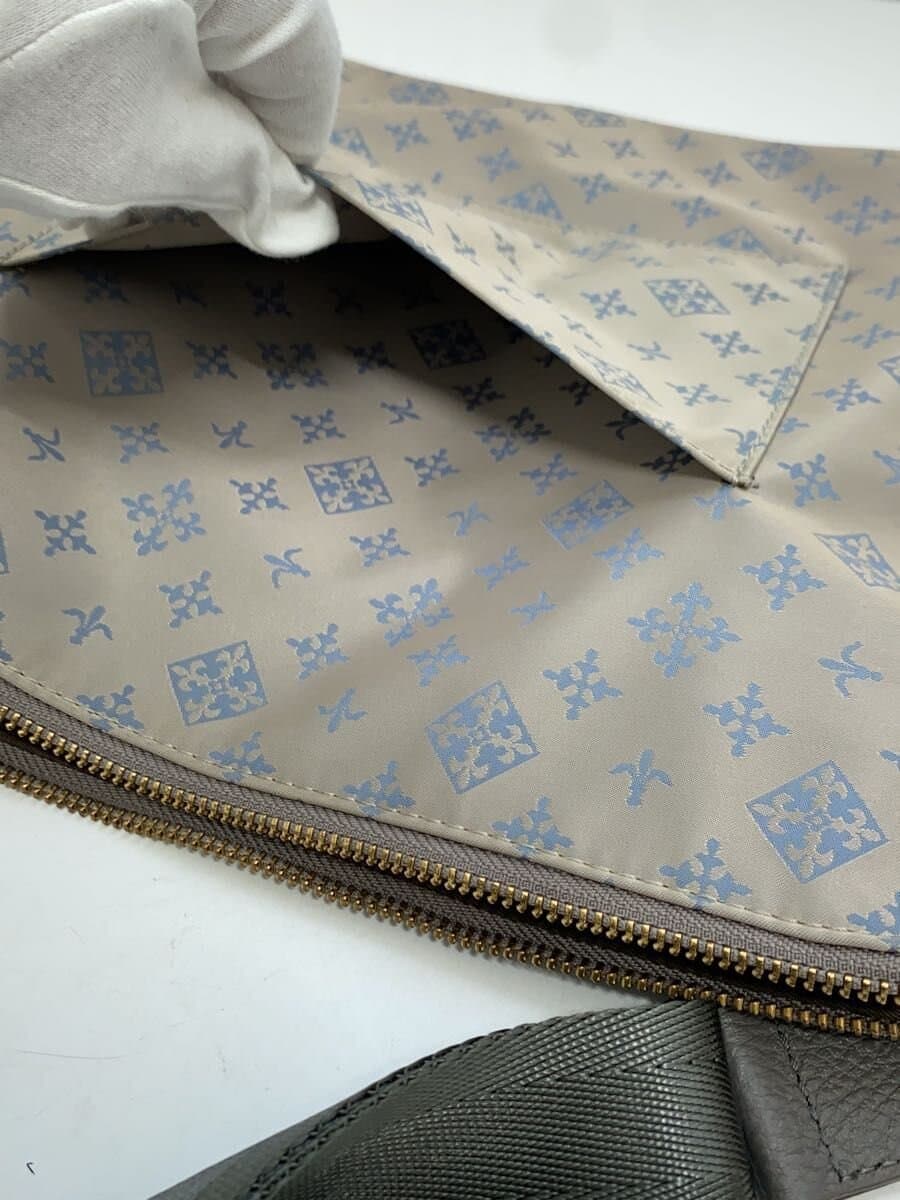 russet Shoulder Bag PVC GRY All Over Pattern 9