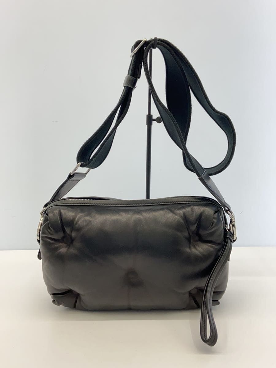 Maison Margiela Shoulder Bag BLK Solid 3