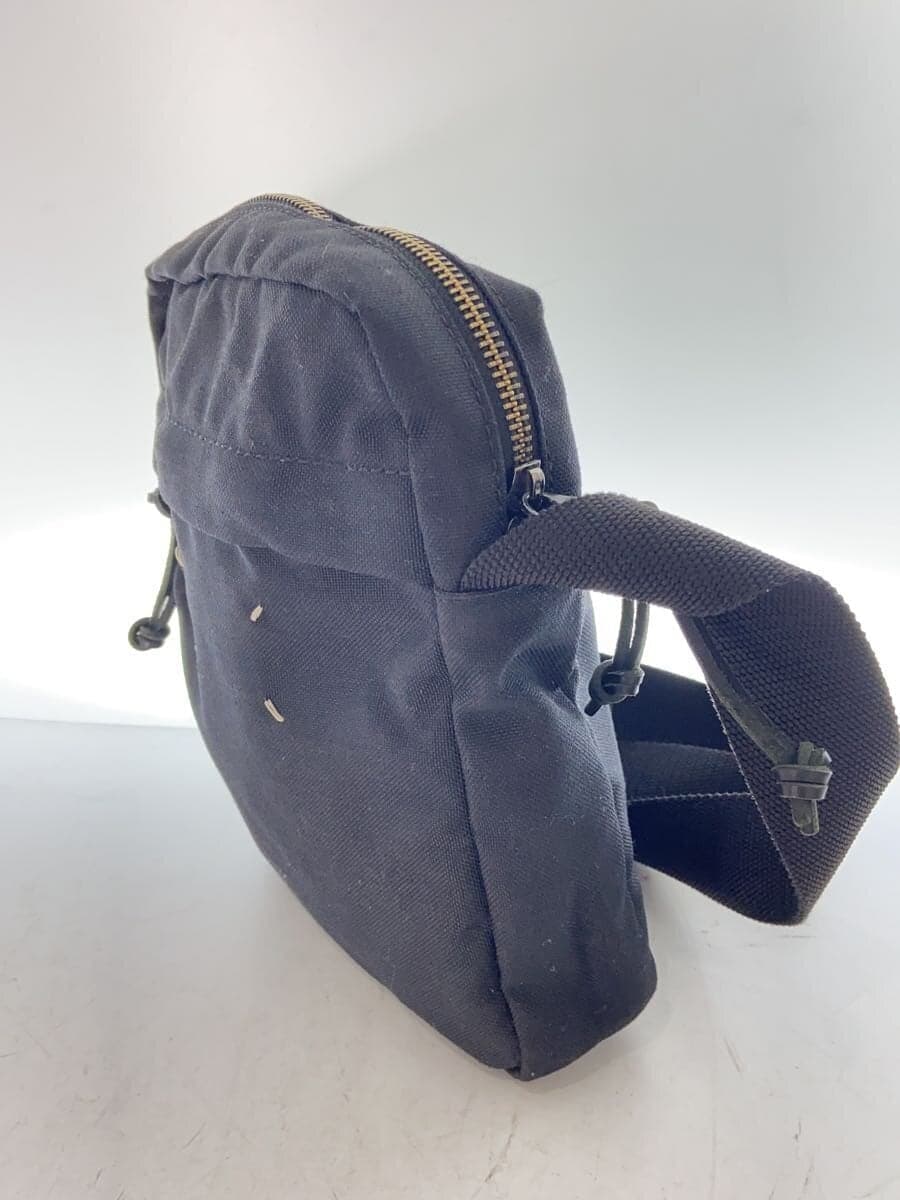 Maison Margiela Shoulder Bag BLK S55WG0056 PR253 2