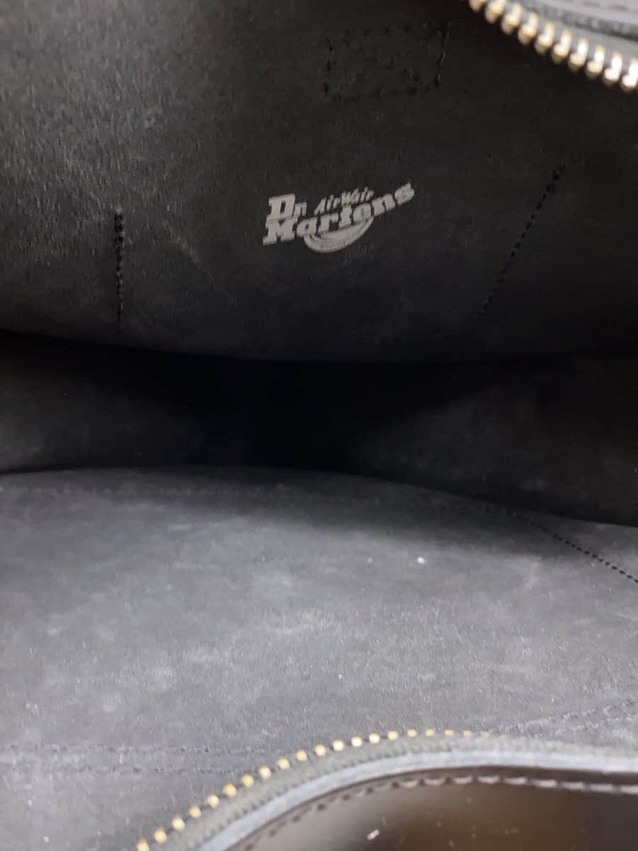 Dr.Martens Heart Type Shoulder Bag Leather BLK 6