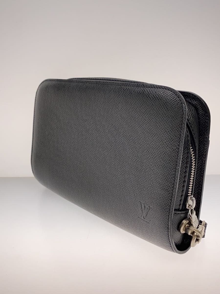 LOUIS VUITTON Baikal_ Taiga Leather BLK M30182 2