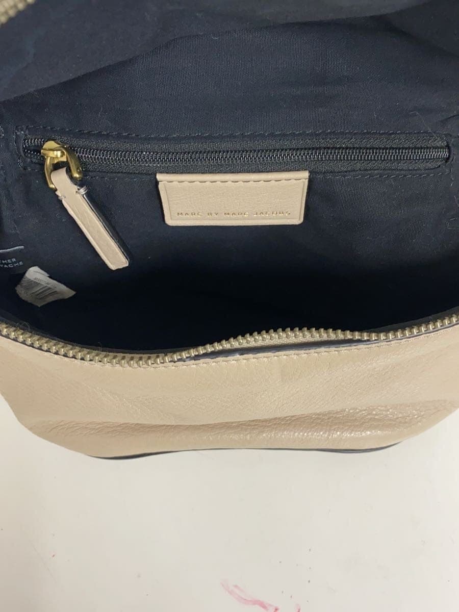 MARC BY MARC JACOBS Shoulder Bag Leather BEG 6