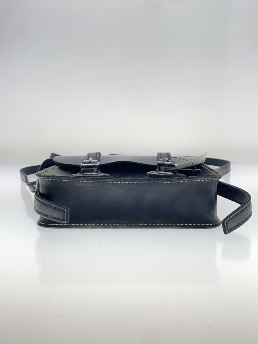 Dr. Martens shoulder bag leather black AB098001 4