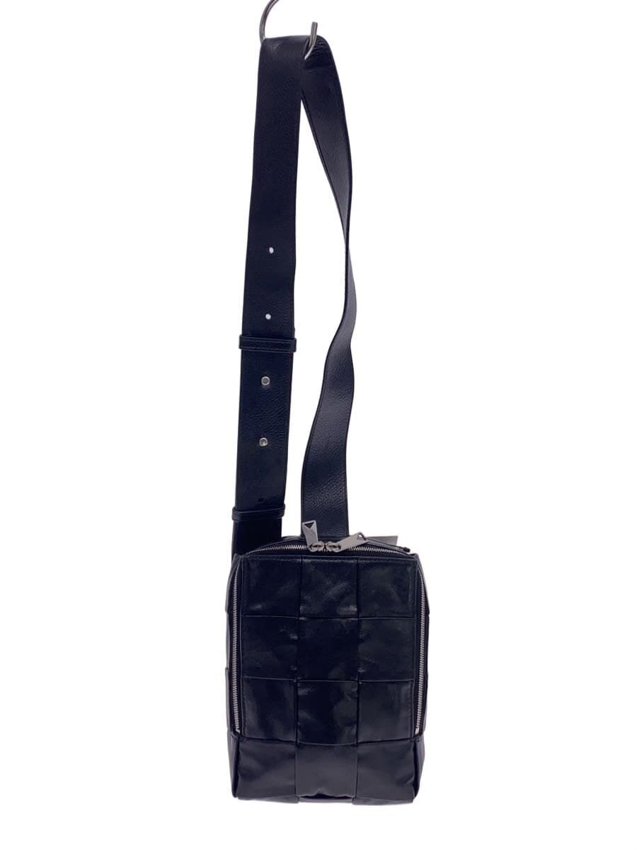 BOTTEGA VENETA shoulder bag leather BLK