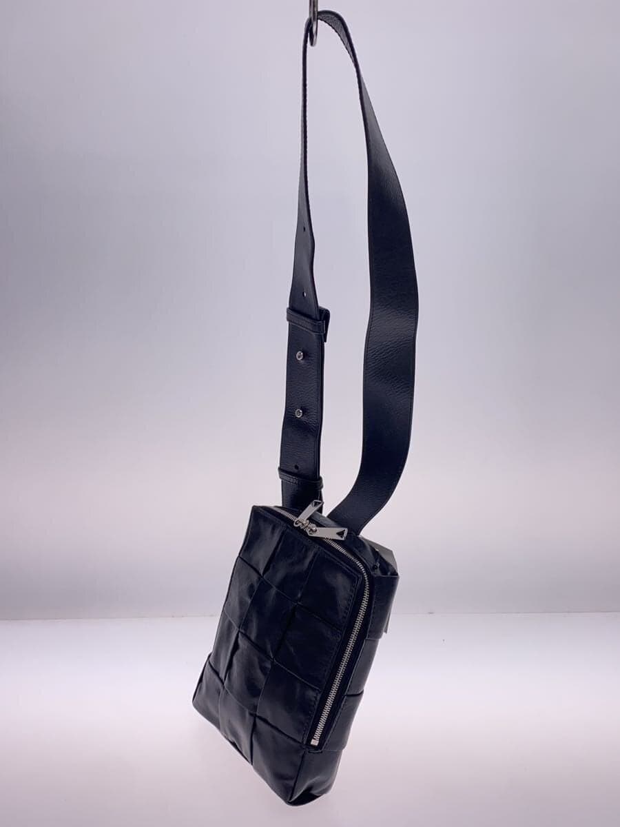 BOTTEGA VENETA shoulder bag leather BLK 2