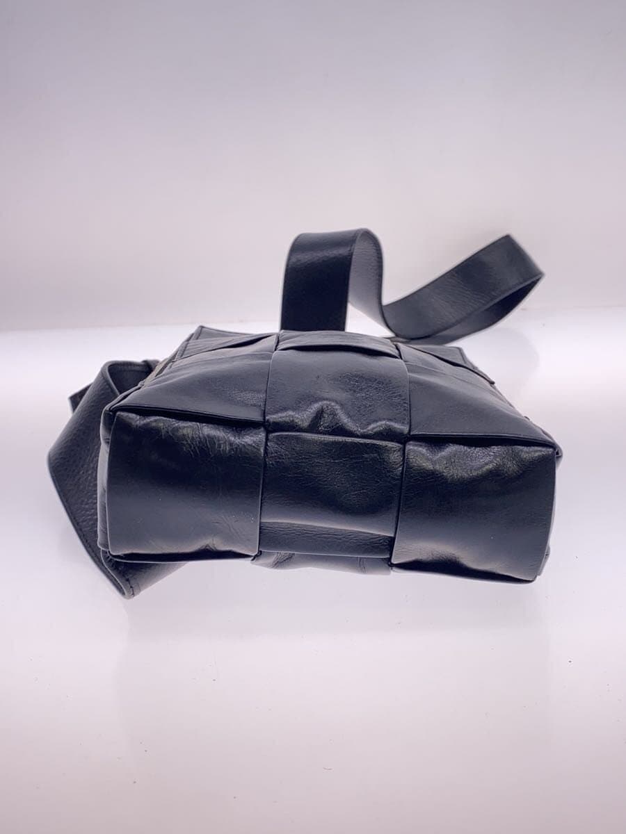 BOTTEGA VENETA shoulder bag leather BLK 4