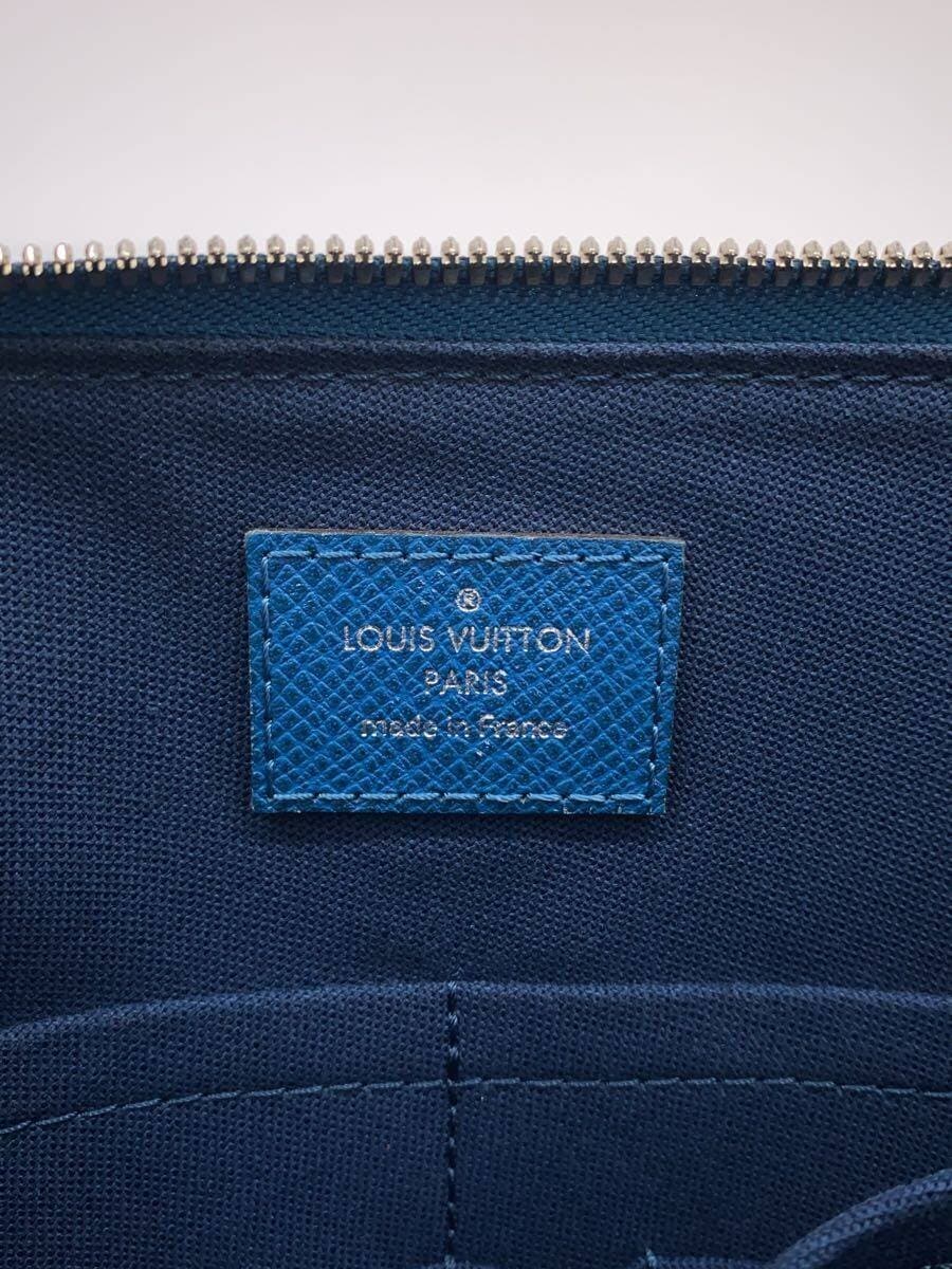 LOUIS VUITTON Grigori Messenger PM_Taiga Leather NVY 5