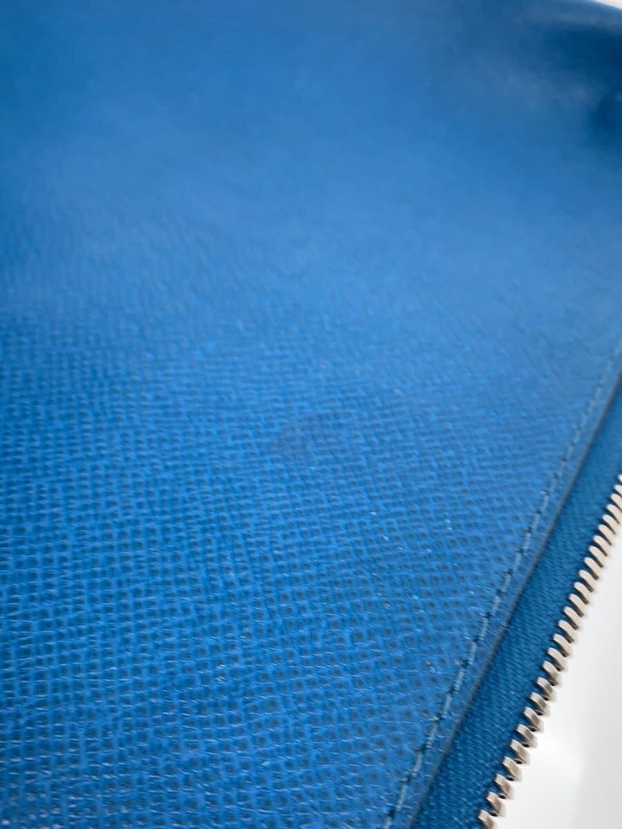 LOUIS VUITTON Grigori Messenger PM_Taiga Leather NVY 8