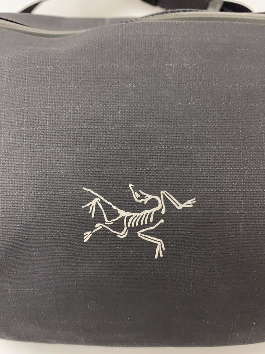 ARC’TERYX Waist Bag Nylon Black Solid x000009622 5