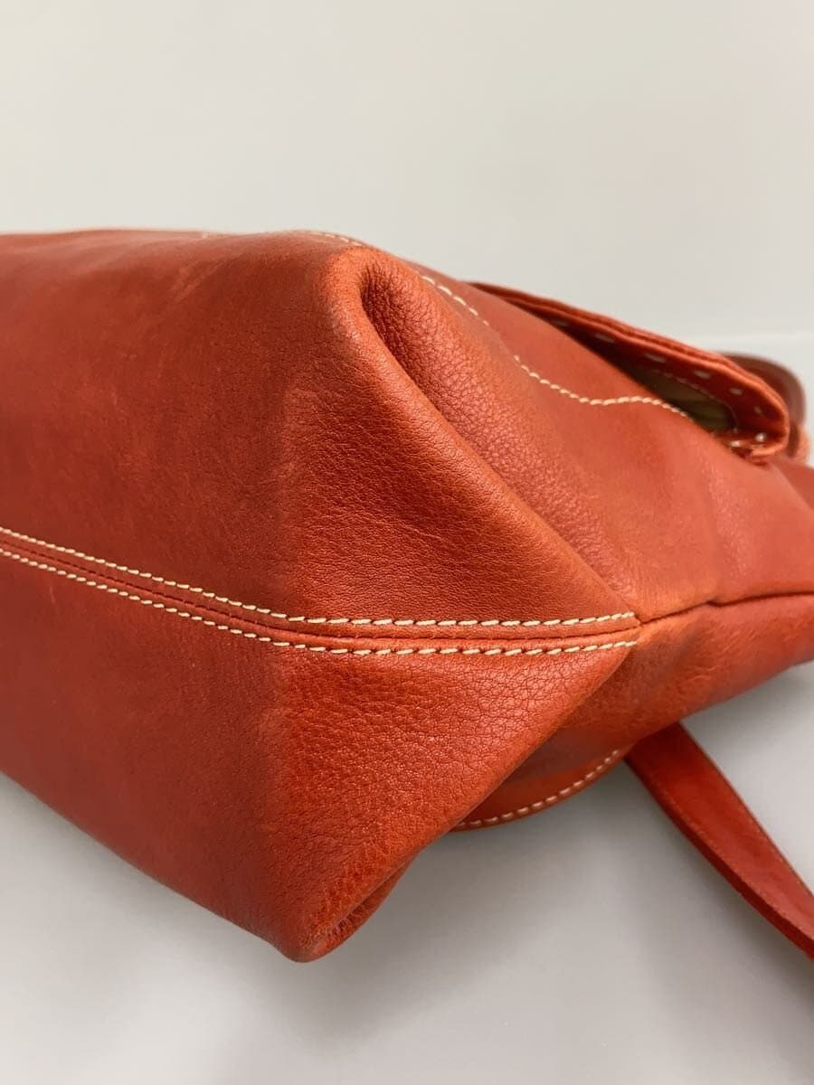 DAKOTA Handbag Leather BRW Solid Hardware With Wear Color Variation 7