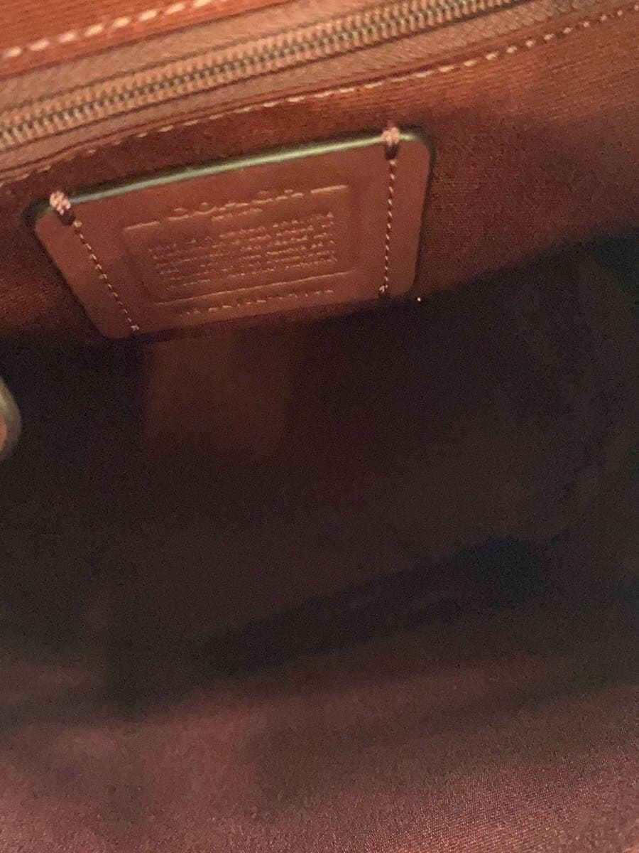 COACH clutch bag -- BEG 6