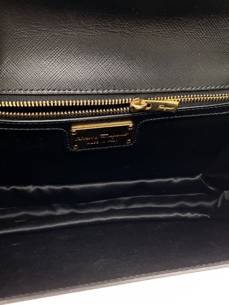 Salvatore Ferragamo Shoulder Bag Leather Black Solid Color 5