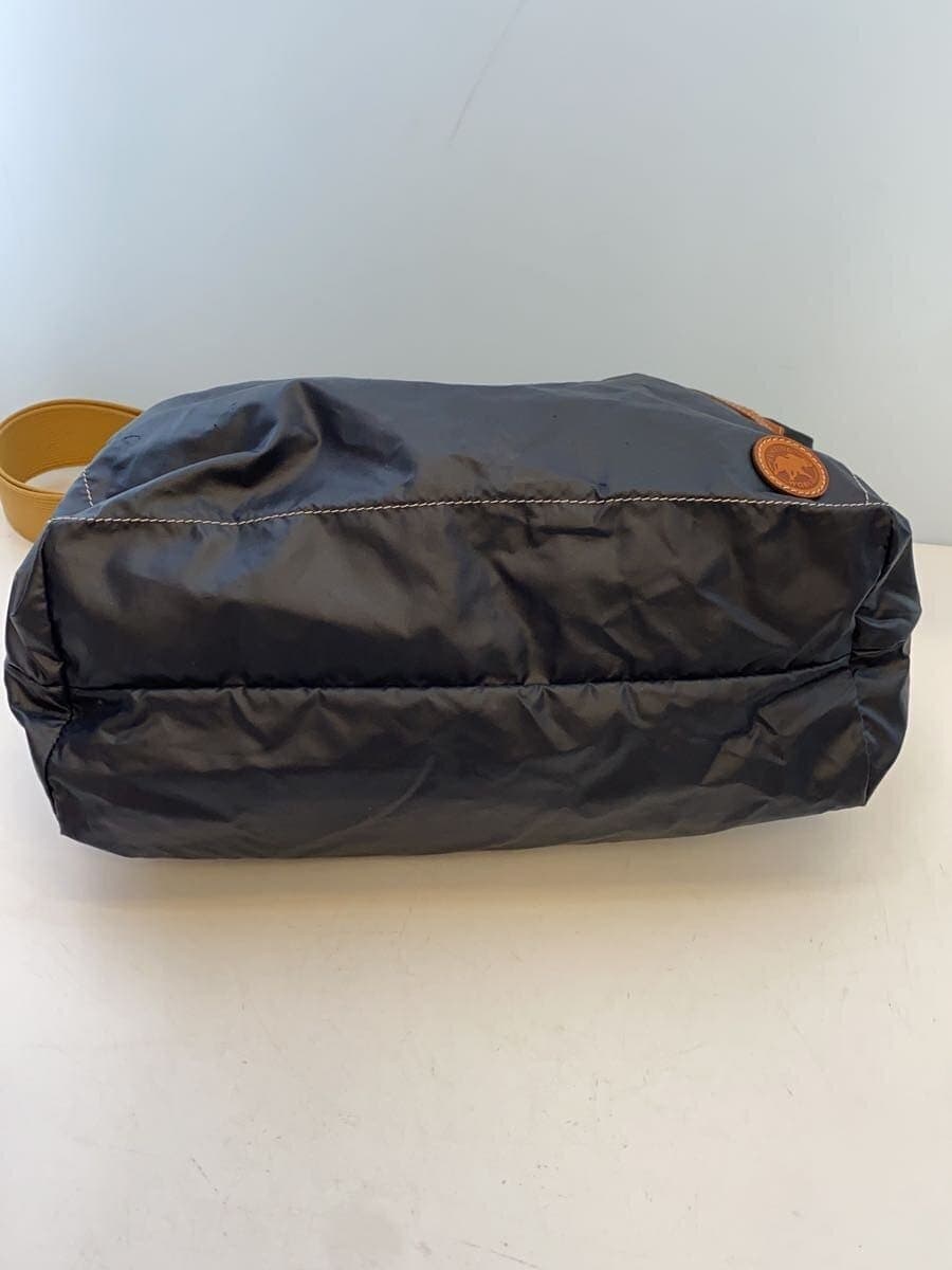 HUNTING WORLD Messenger Bag Nylon NVY 071704 Damage 4