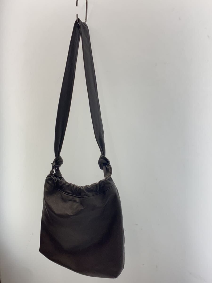 chi.wata Shoulder Bag Leather BLK Solid 2