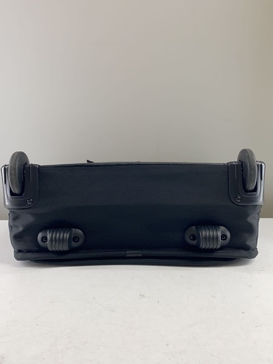 TUMI Handle With Wear 4