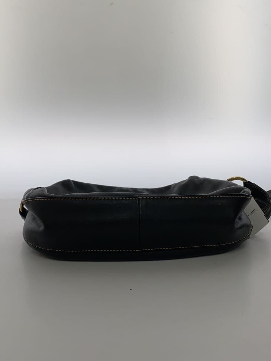 Kitamura Shoulder Bag Leather BLK Dog Logo Embossed Finish 4